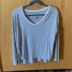 American Eagle Long Sleeve Shirt